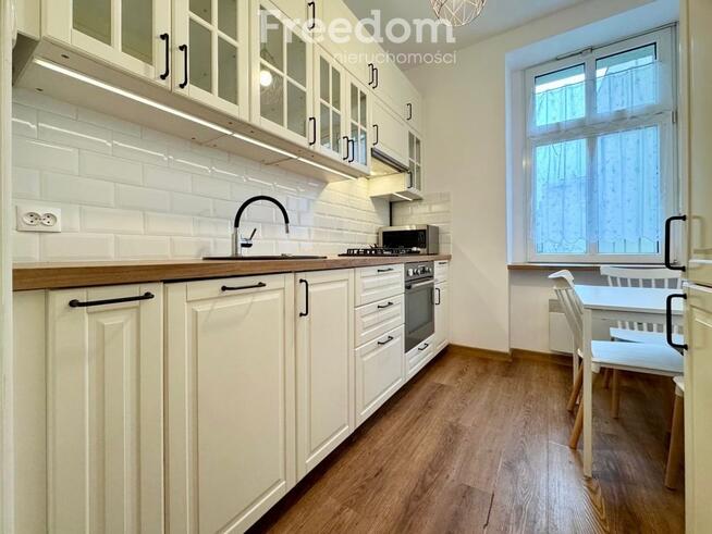 Przestronne 80 m² w kamienicy