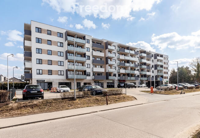 Komfortowe mieszkanie na Nowodworach z 2021 roku