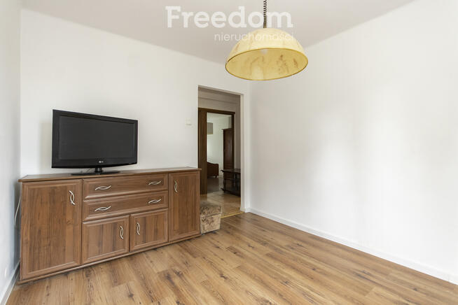 Rozkładowe, 3 pokojowe, świetna lokalizacja.