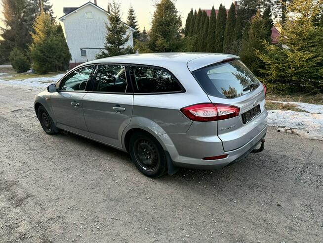 Ford Mondeo 2.0 140 KM