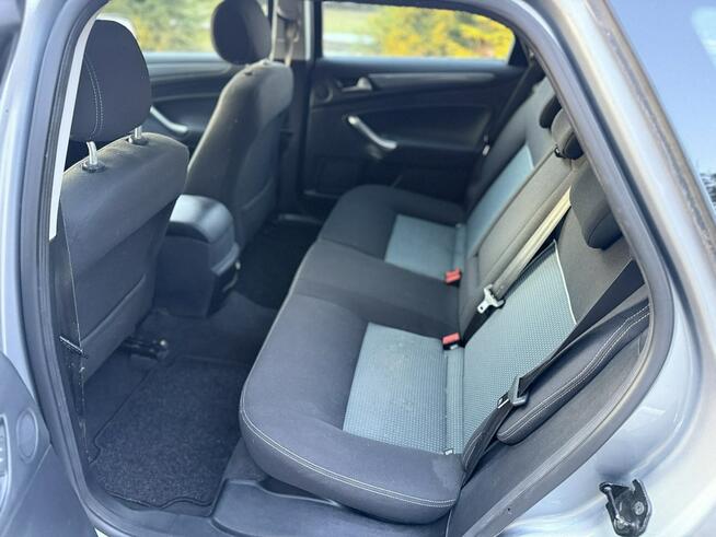 Ford Mondeo 2.0 140 KM