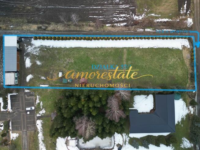 Usługowa działka z potencjałem w Cedrach Wielkich.