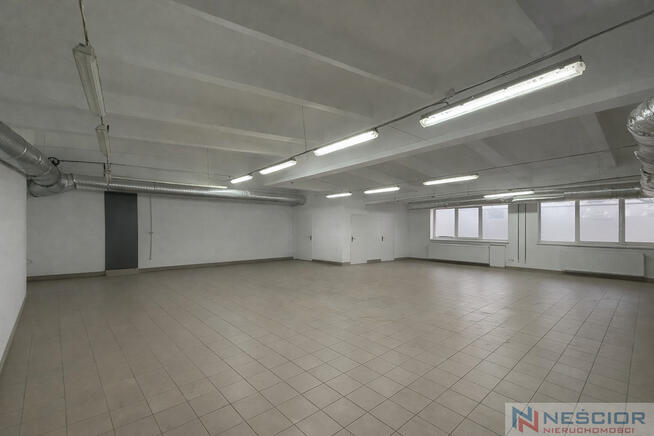 lokal usługowy / magazynowy – 180 m² – Siedlce