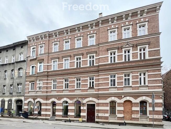 Przestronne 80 m² w kamienicy