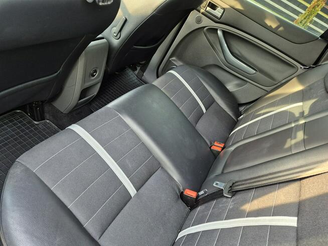 Ford Kuga pdc bezwypadkowy climatronic bez rdzy