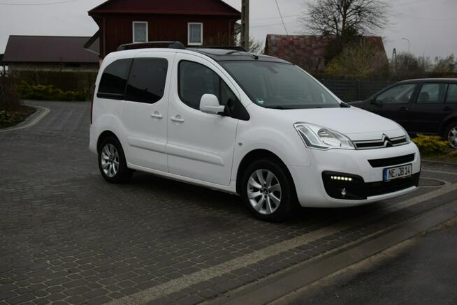 Citroen Berlingo 1.6HDI 2016r/ Panorama/ Led/ Grzane Fotele/ Tempomat/ Sprowadzony