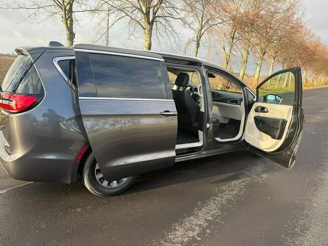 Chrysler Pacifica Lokalizacja : Włocławek Telefon: 729_387_872