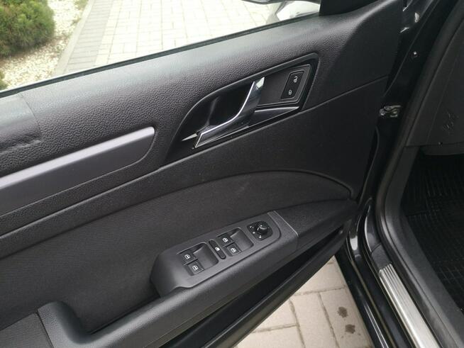 Škoda Superb 1,9 TDI 105 KM Klimatr Tempomat ALU Partronik Sensory