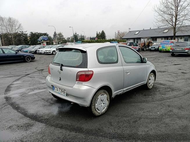 Toyota Yaris 1.3 00r