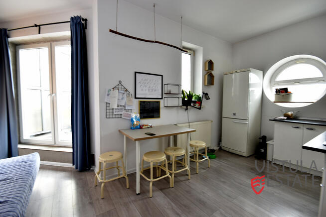 Dwupoziomowe 4 pokojowe mieszkanie blisko Wawelu