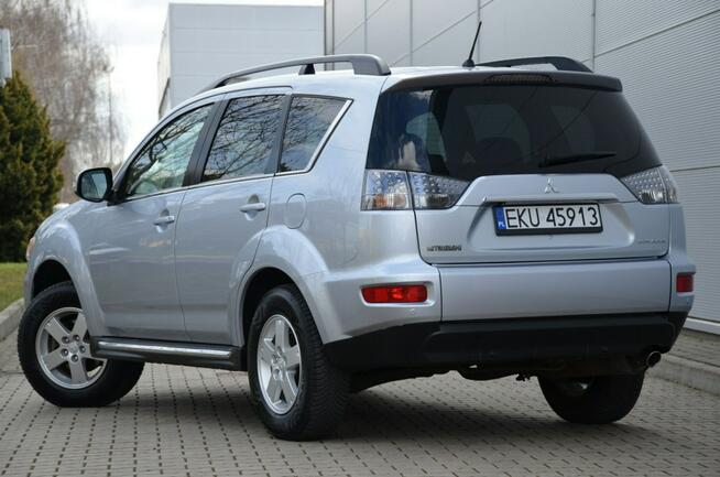 Mitsubishi Outlander 2.0i 150KM Serwis Xenon Kamera Skóra Navi