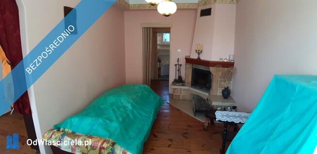 Mały bliźniak, z garażem, nad zalewem.