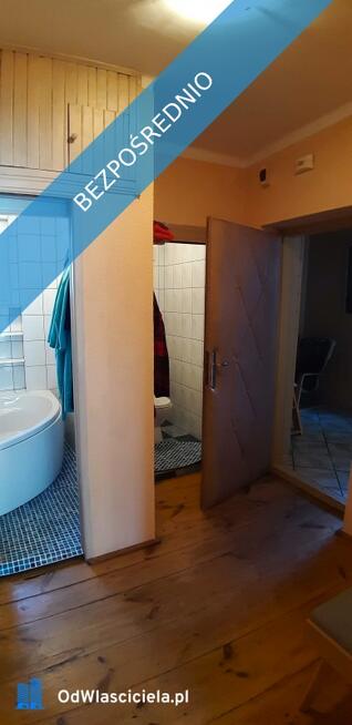 Mały bliźniak, z garażem, nad zalewem.