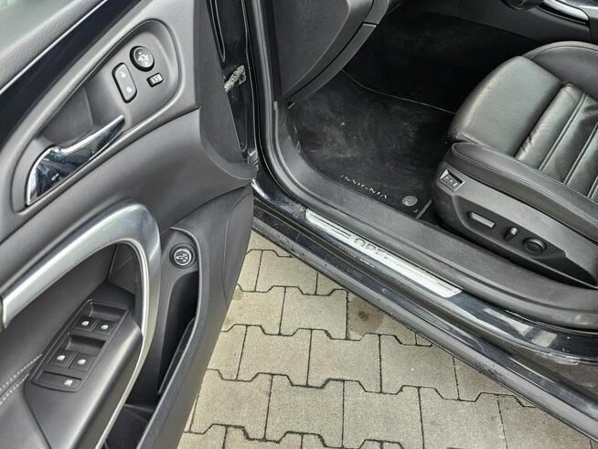Opel Insignia Sports Tourer Radar Panorama Ksenon Nawigacja Pełna Opcja