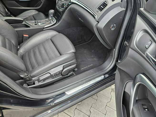 Opel Insignia Sports Tourer Radar Panorama Ksenon Nawigacja Pełna Opcja