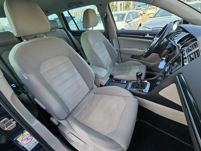 Volkswagen Golf Variant Radar, kontrola pasa,grzane fotele, kamera,alkantara, serwis, hak