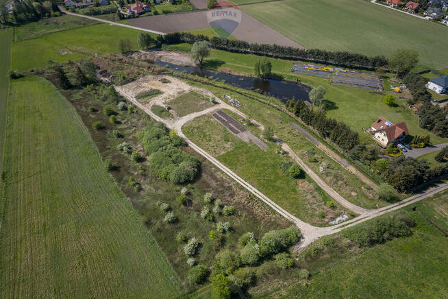 ziałka inwestycyjna budowlano - usługowa 9968m.