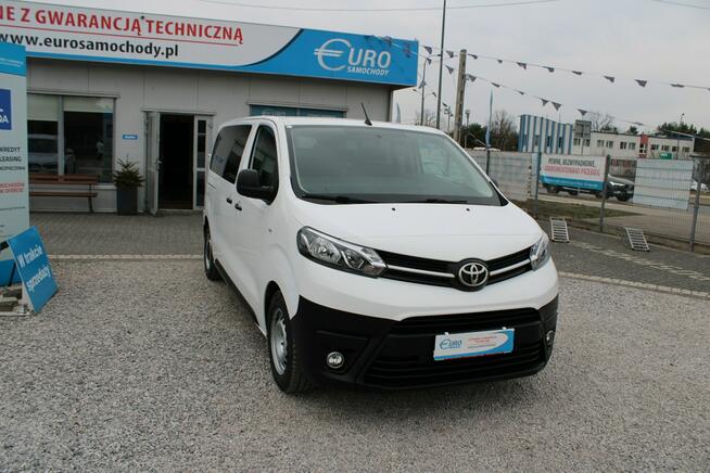 Toyota ProAce 144HP 9 Osob. netto 72 276 PLN Gwarancja Salon Polska