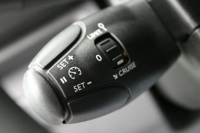 Toyota ProAce 144HP 9 Osob. netto 72 276 PLN Gwarancja Salon Polska