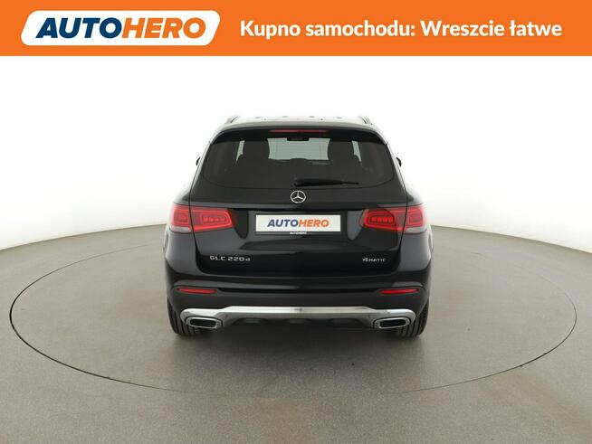 Mercedes GLC 220 FV23% 4x4 automat full LED navi klima auto kamery i czujniki parkowani