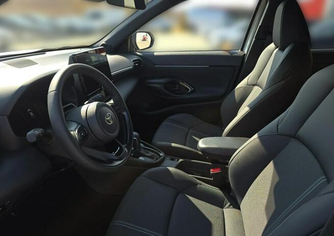Toyota Yaris Cross 130KM Executive Niska Cena Martwe Pole Elektryczna klapa1308zł Odręki