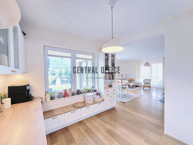 Dom Dąbrówki gm. Czarna,