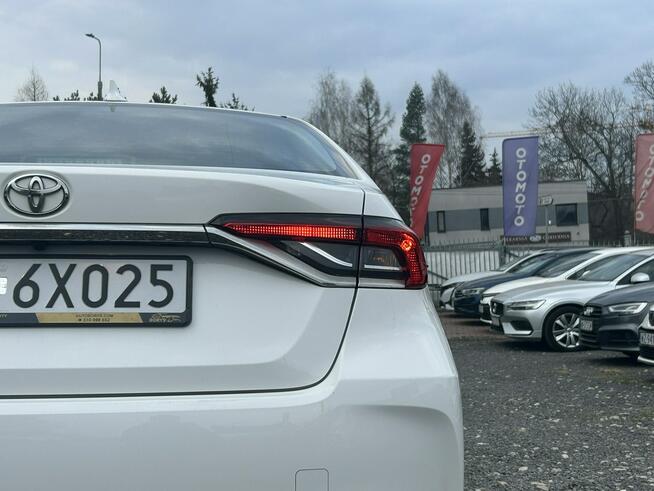 Toyota Corolla Salon Polska Poleasingowy I właściciel Serwis ASO VAT 23% Bezwypadkowy