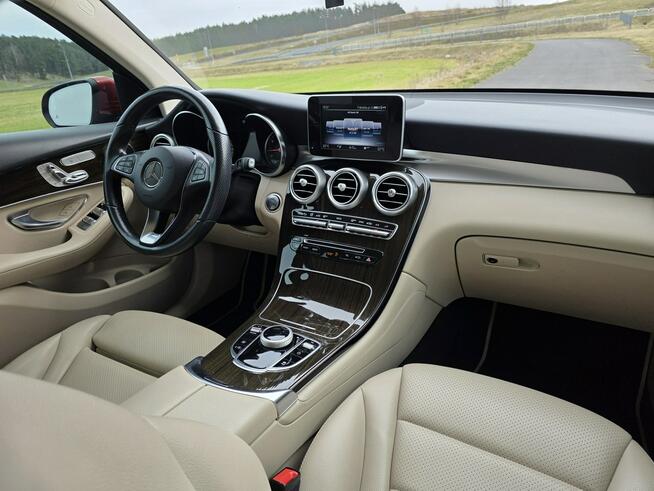 Mercedes GLC 300 bardzo zadbany /ceramika/ po serwisie
