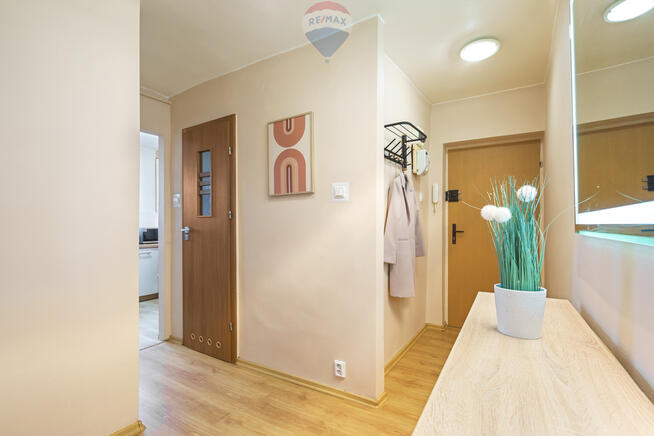 2 oddzielne pokoje + balkon Dobra cena