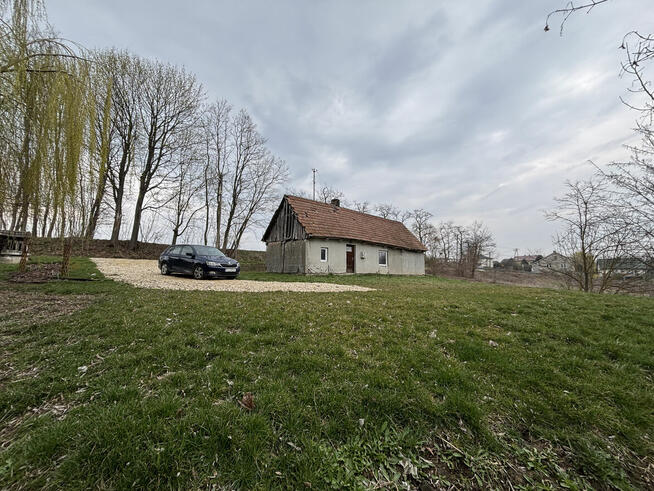 INWESTYCYJNA OKAZJA: Dom 16x6m na działce 21 a – Przemyków,