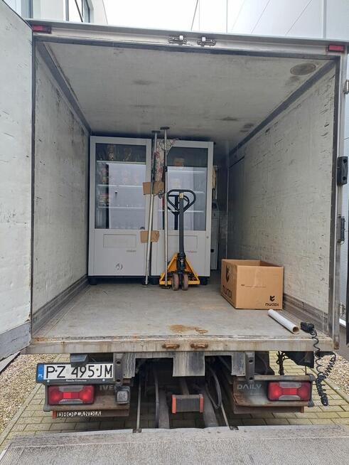 Usługi transportowe Kostrzyn Wlkp. Auto z windą Paleciak