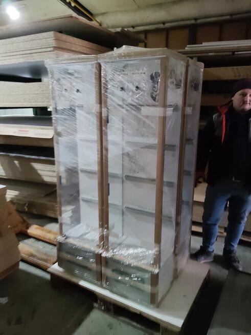 Usługi transportowe Kostrzyn Wlkp. Auto z windą Paleciak