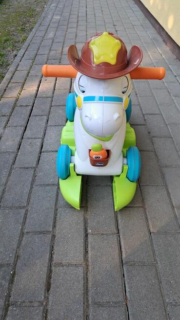 Interaktywny konik na płozach