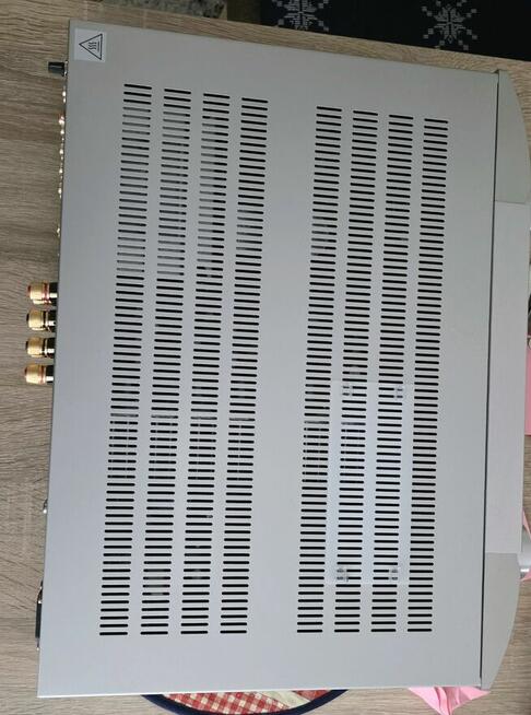 Wzmacniacz Marantz PM6007, na gwarancji