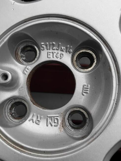 Ładne felgi aluminiowe do opla