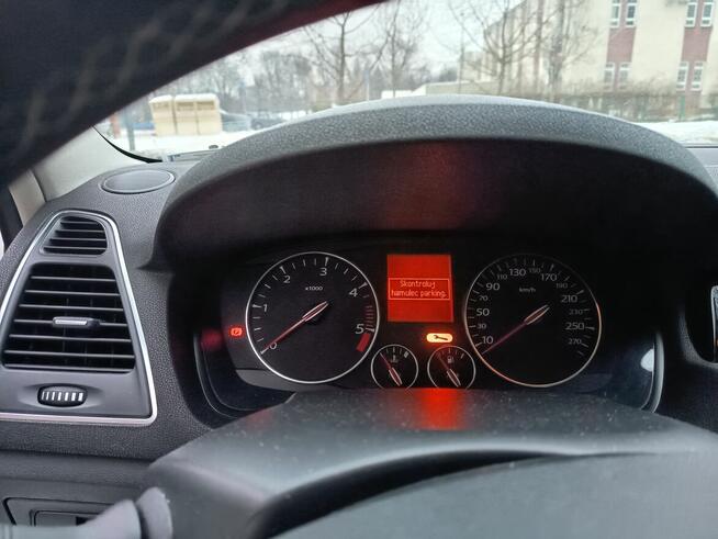 Syndyk sprzeda samochód Renault Laguna