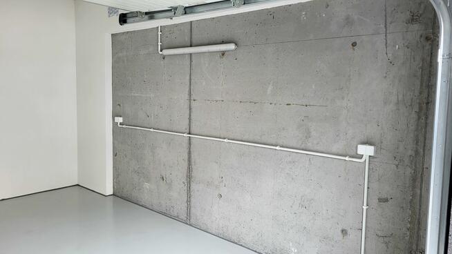 Duży garaż + indywidualne miejsce postojowe przy ul. Przewóz