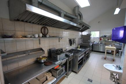 balustrady nierdzewne, wyposażenie gastronomii