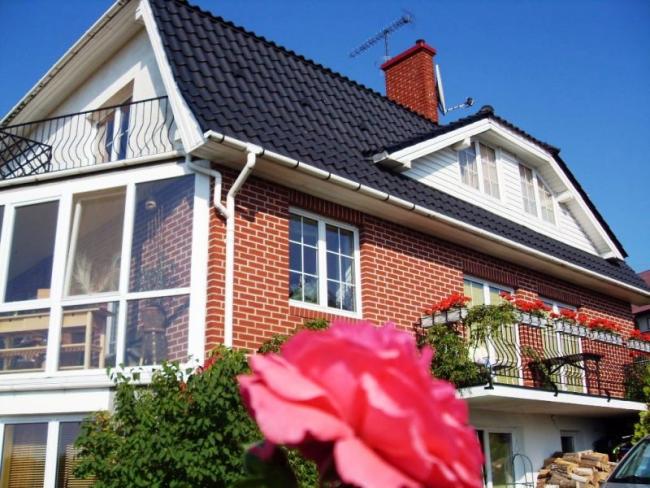 Mikołajki, komfortowy pensjonat położ. ok. 200 m od jeziora