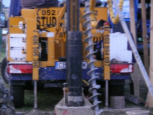 Wiercenie studni wiertnictwo studniarstwo odwierty studnie