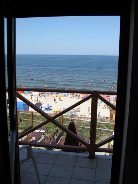 Pokoje i restauracja z bezpośrednim widokiem na morze