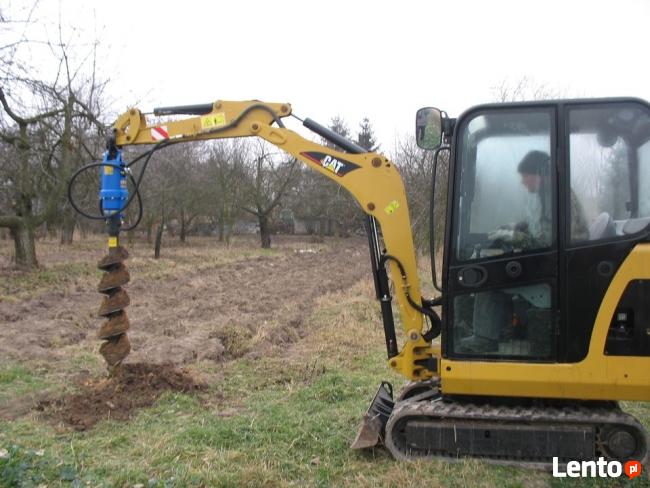 Wiercenie otworów pod słupki ogrodzeniowe Jelcz L. Brzeg