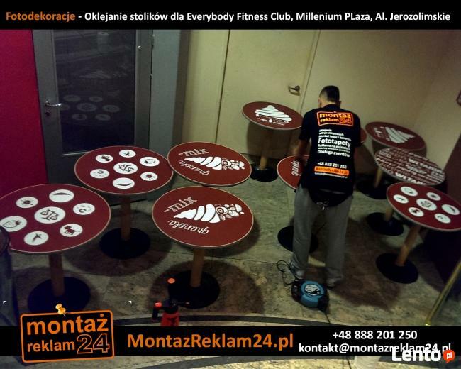 Naklejanie fototapet w biurach, sklepach, restauracjach, dom