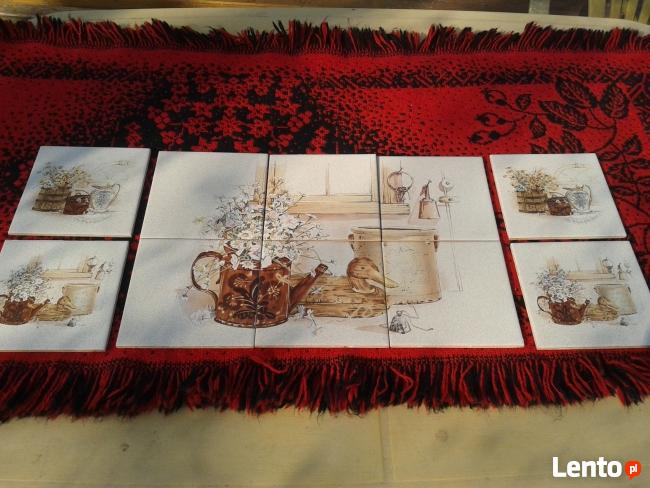 Zabytkowy motyw na płytkach ceramicznych.