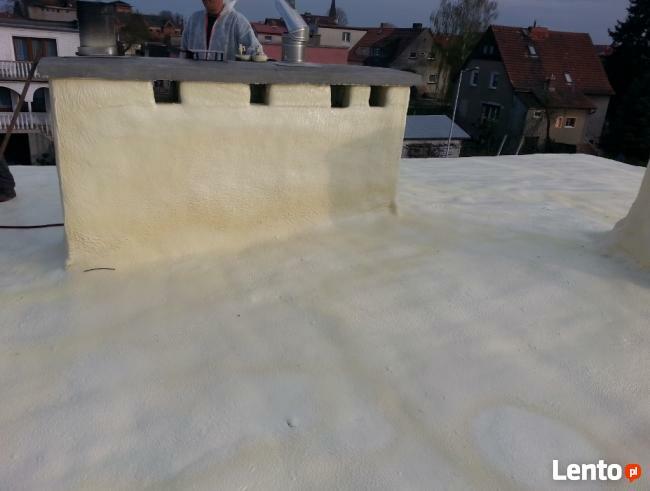 Ocieplenie pianką PUR, dachy, poddasza, natrysk