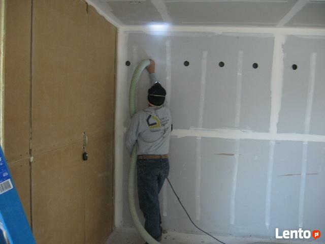 Wdmuchiwanie granulatu ocieplenie stropodachu poddasza