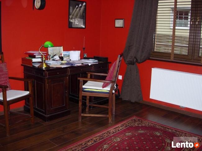 Dom jednorodzinny z pokojami gościnnymi