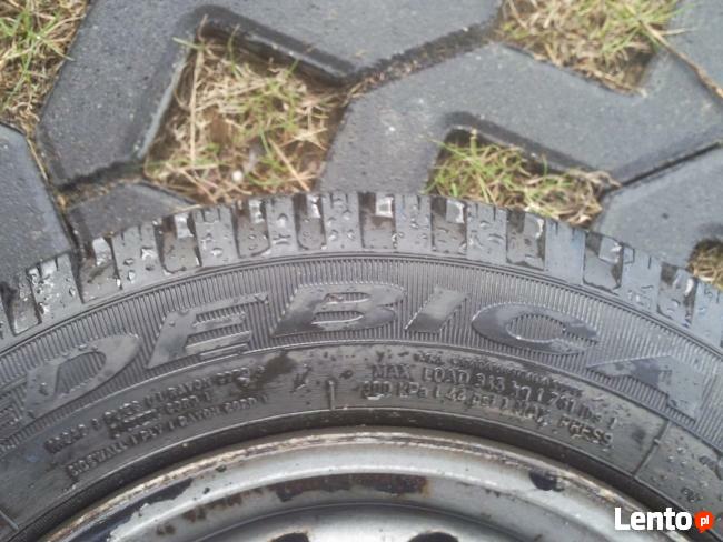 Ładne koła wielosezonowe do Fiata czinkłaczento