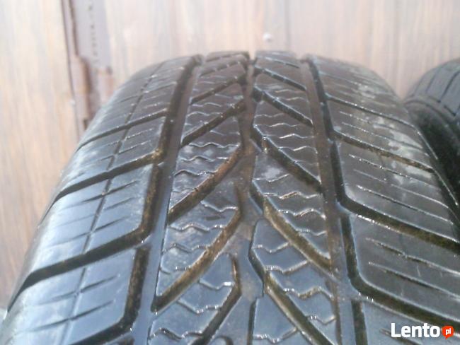 Ładne dwie opony całoroczne