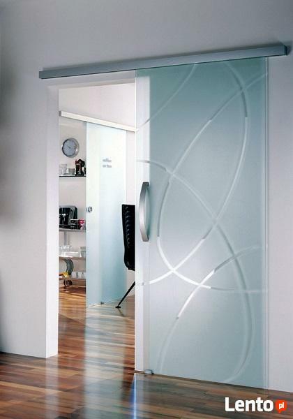 Ścianki szklane z folią inteligentną
